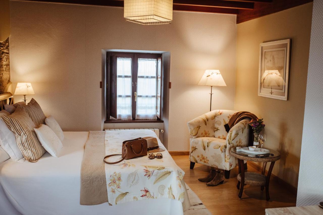 Hotel Pleamar Puerto de Vega Kültér fotó